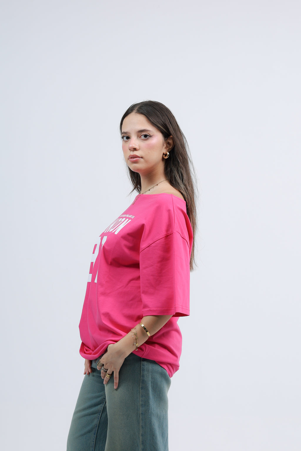 Off shoulder Tee Printed London