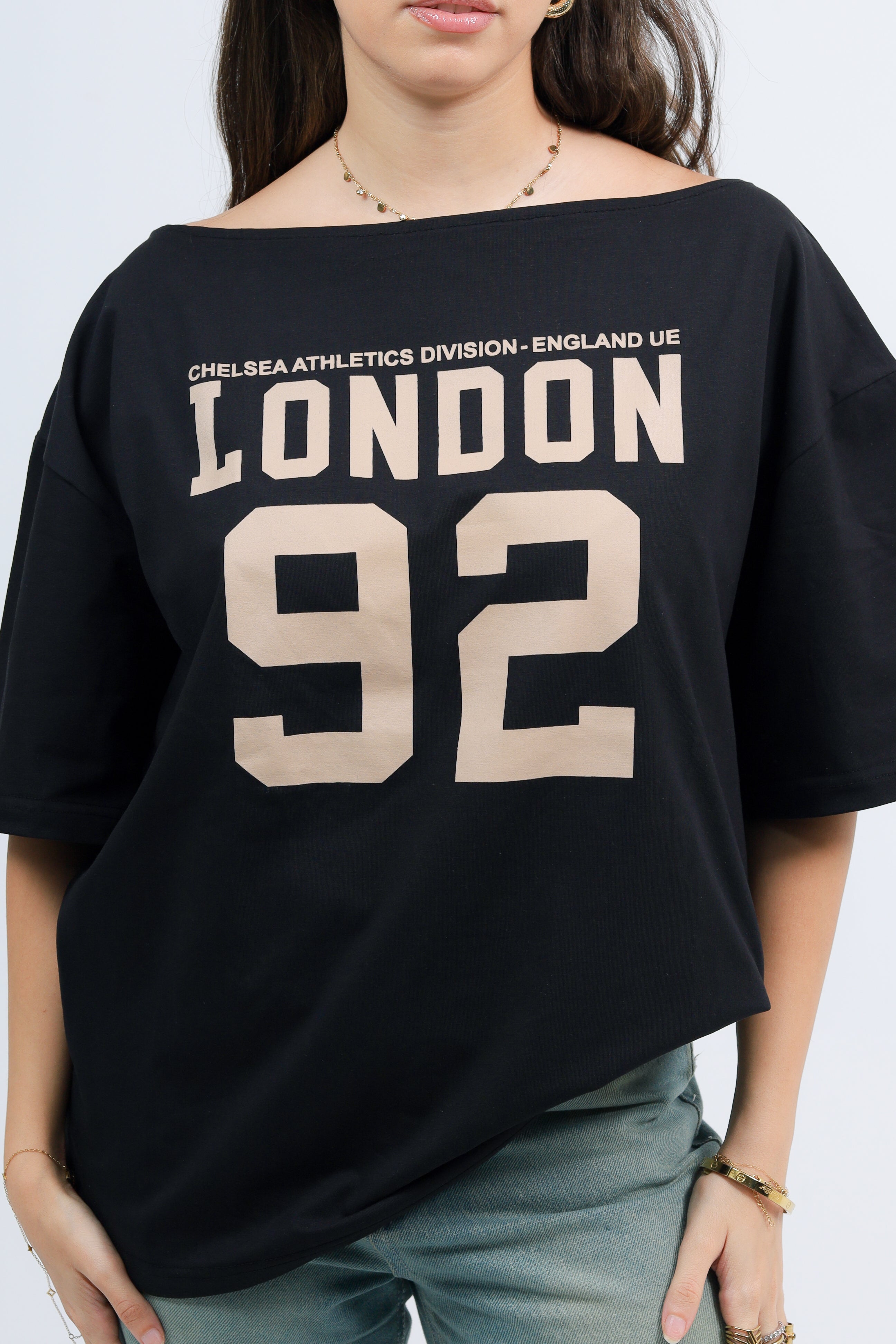 Off shoulder Tee Printed London
