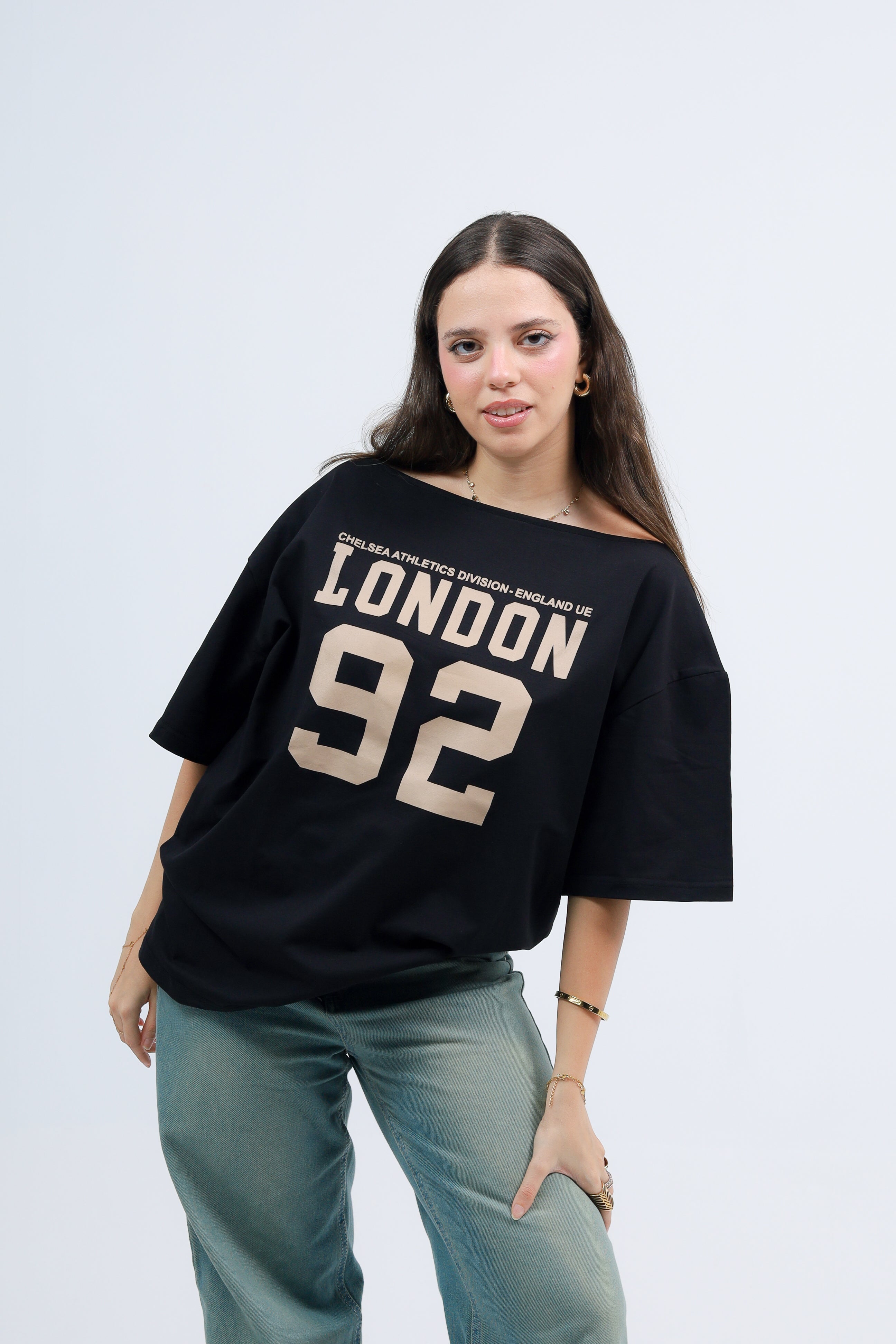 Off shoulder Tee Printed London