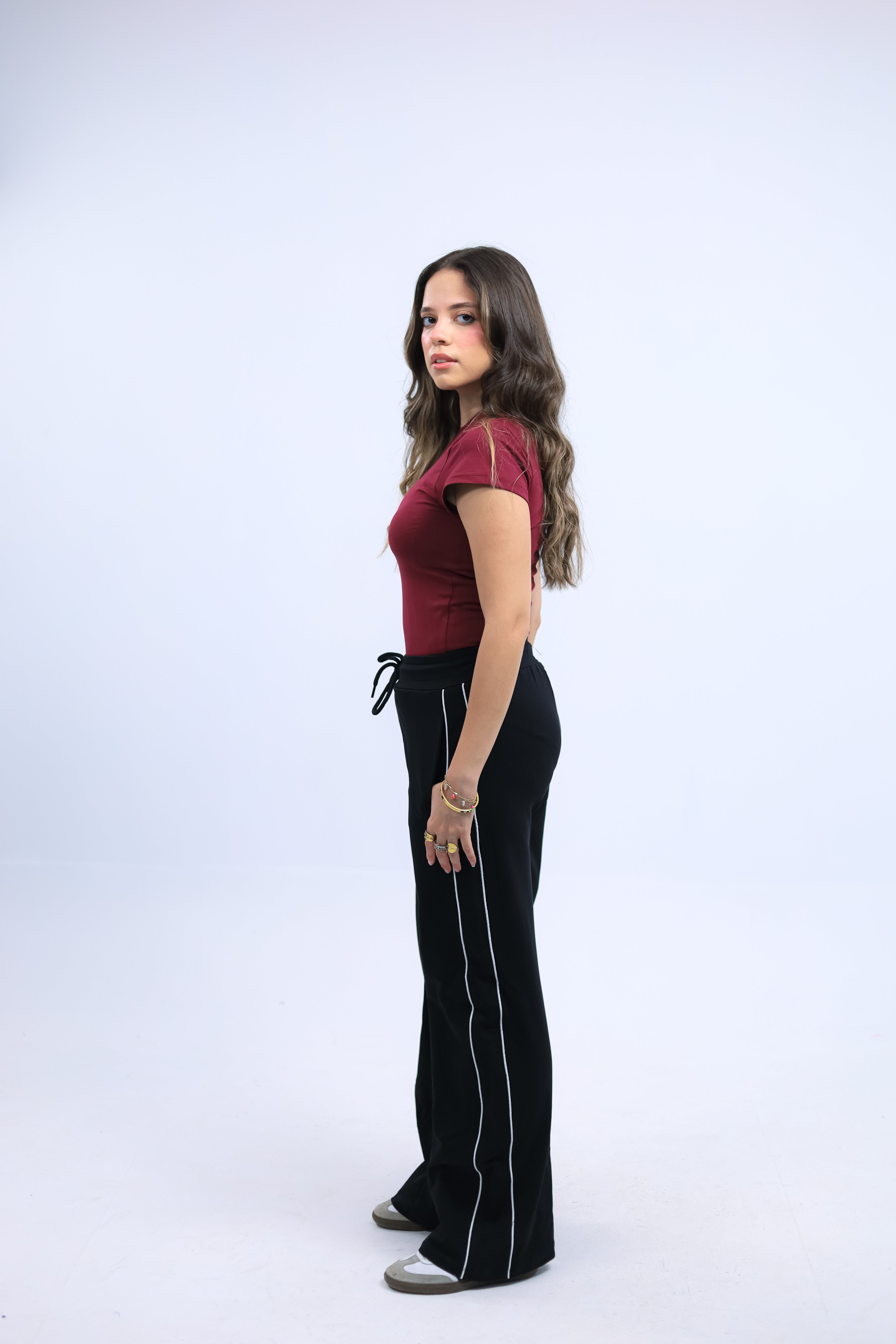 WIDE LEG SWEATPANTS WITH LINE